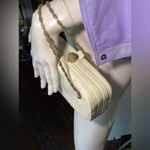 Vintage Joseph Magnin white leather purse